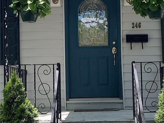 2nd image of 246 29th St NW