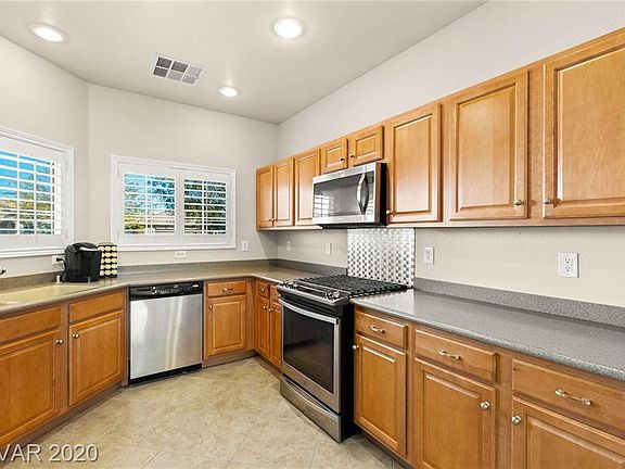 4th image of 8363 Gardena Hills Ave