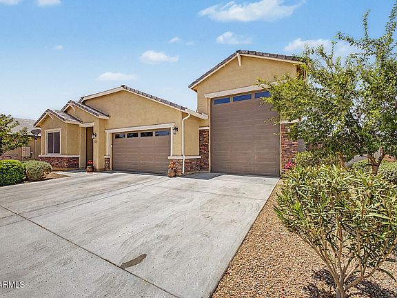 3rd image of 2493 N CASA GRANDE Avenue