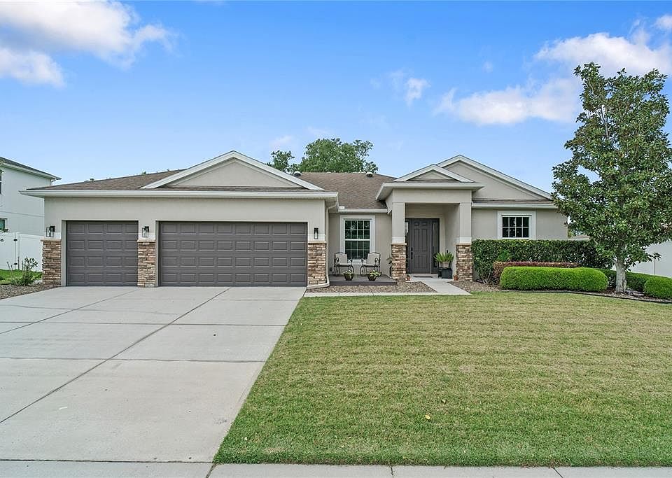 1st image of 615 LAKE COVE POINTE CIRCLE