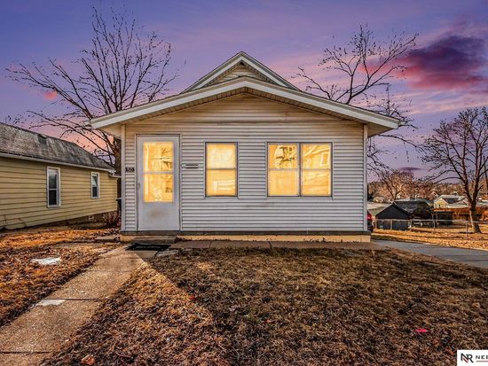 1503 Berry Ave, Omaha, NE 68107