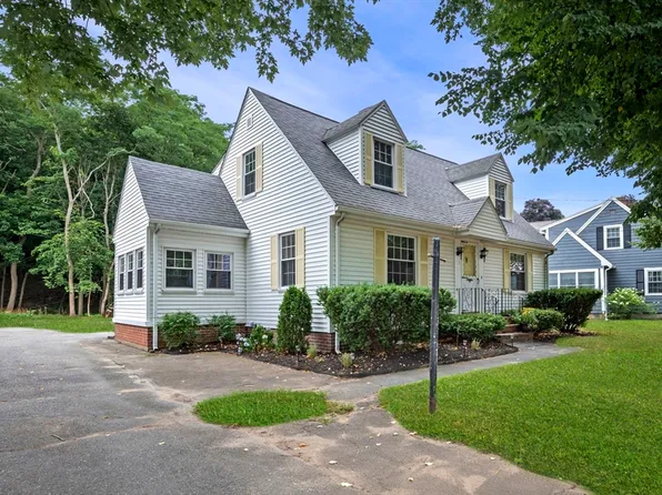 1 Town Farm Rd, Ipswich, MA 01938