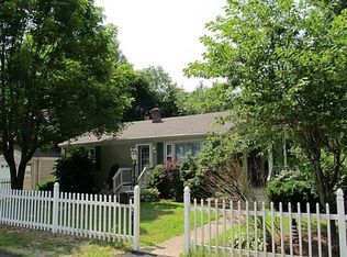 7 Fall St, Woonsocket, RI 02895