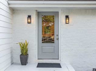 2879 Dunnington Cir, Atlanta, GA 30341