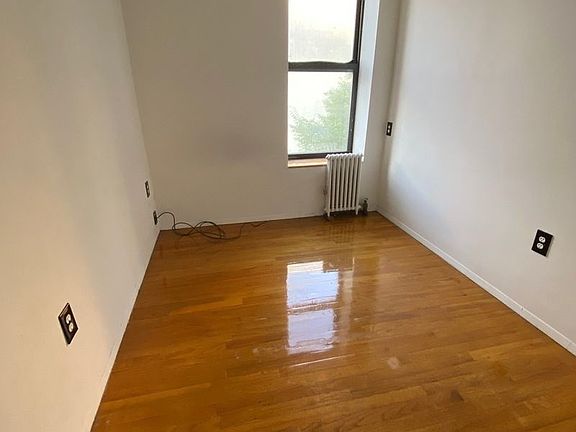 3rd image of 321 E 12th St #3K