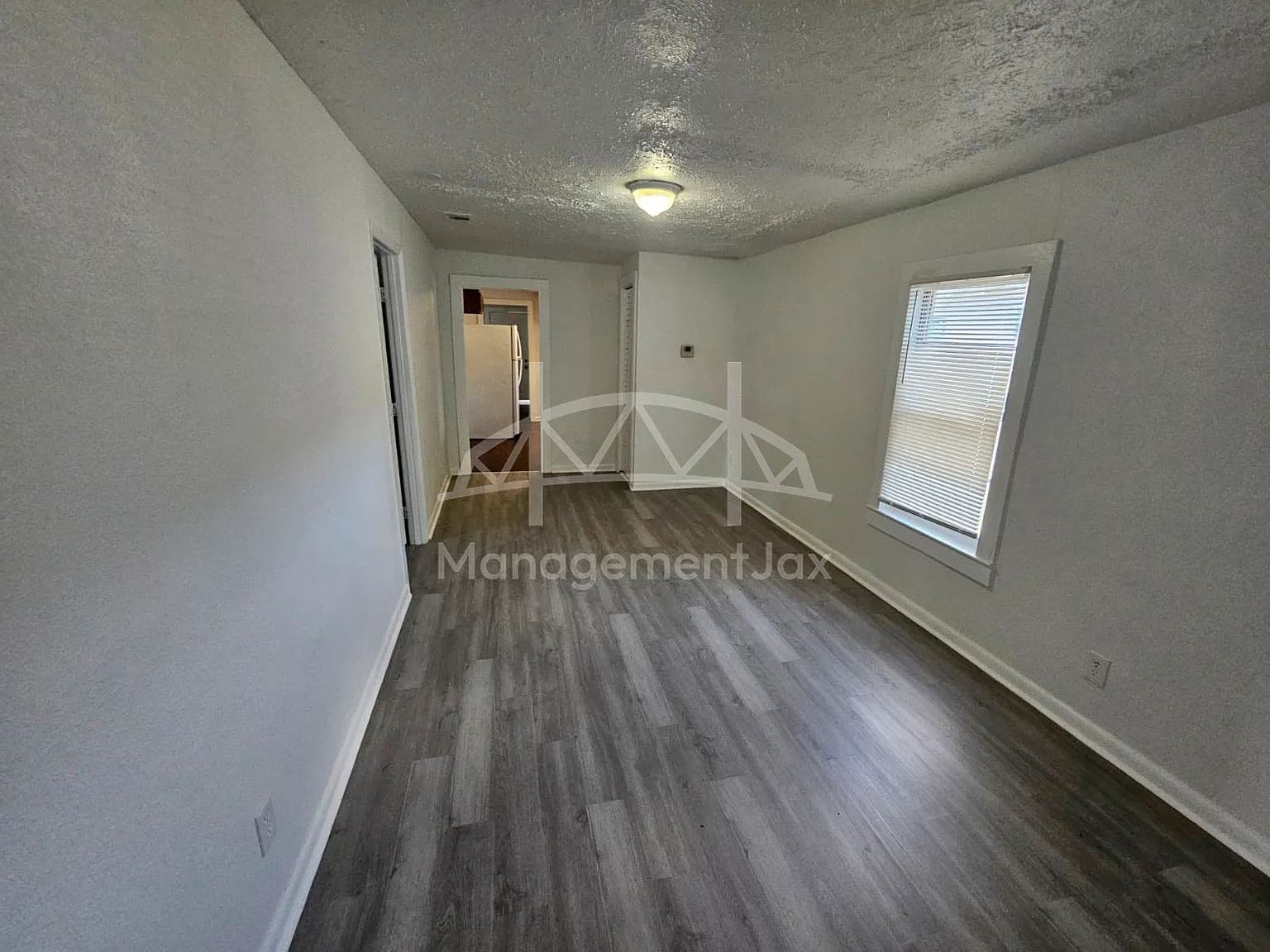 2210 Pullman Avenue (Ostatem & Co LLC) - 1 — Photo 4