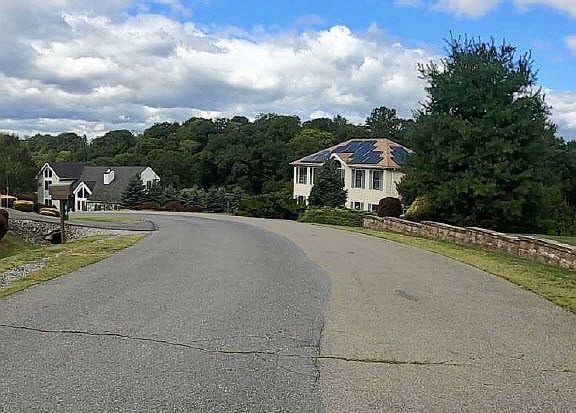 5th image of 91 Northpark Dr E