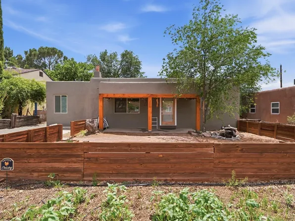 2726 Santa Clara Ave SE, Albuquerque, NM 87106