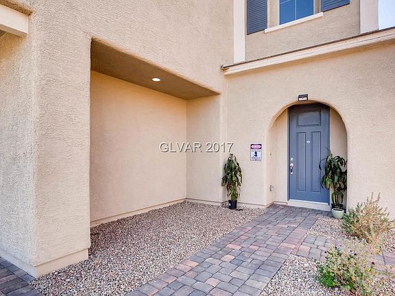 3rd image of 6779 Stonetrace St