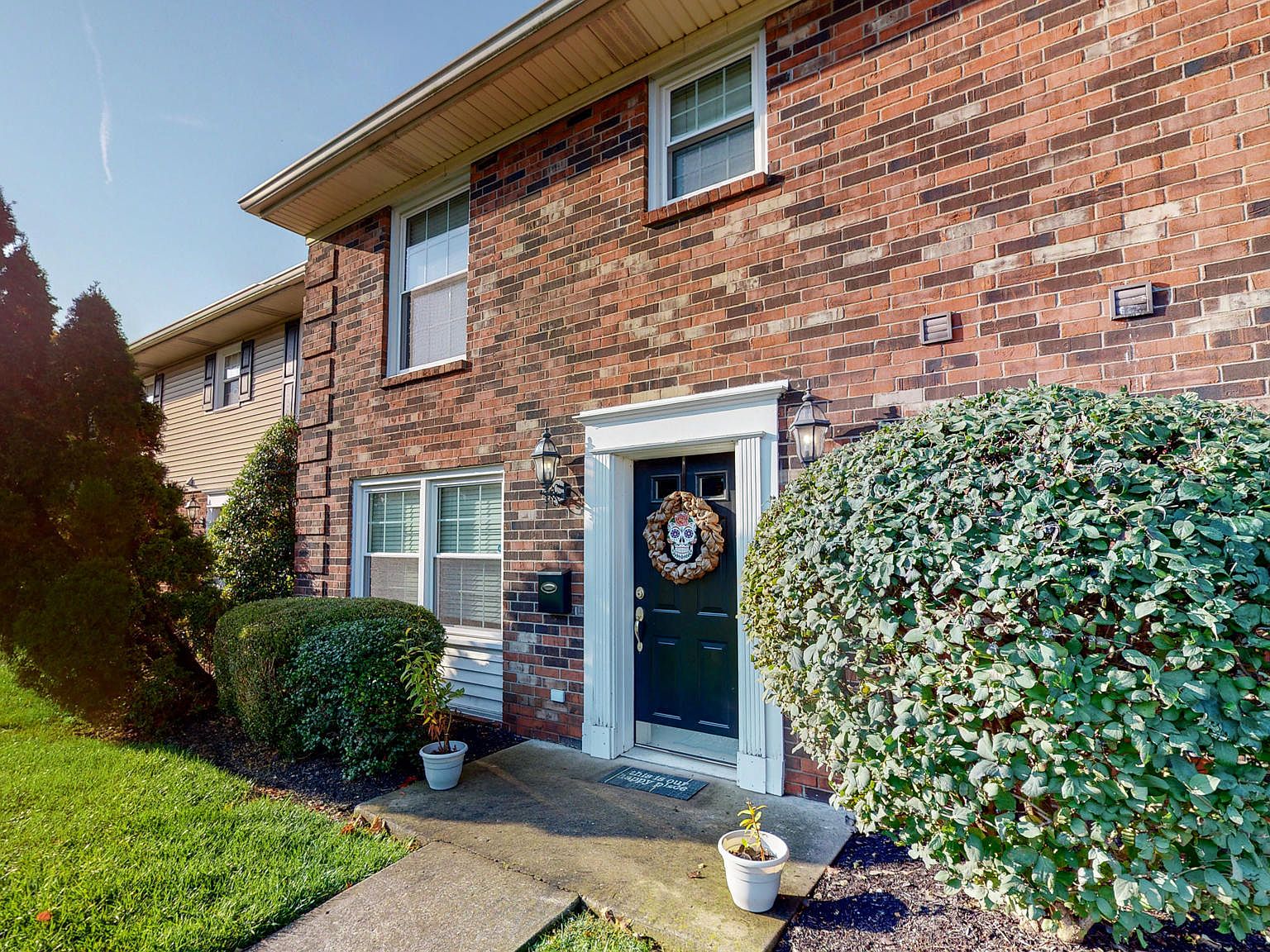 1348 Herr Ln, Louisville, KY 40222 Zillow