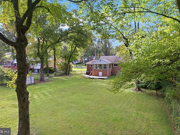 3rd image of 6620 Kerns Rd
