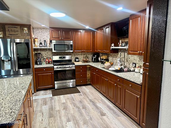 2nd image of 4950 W Bethany Home Road #46