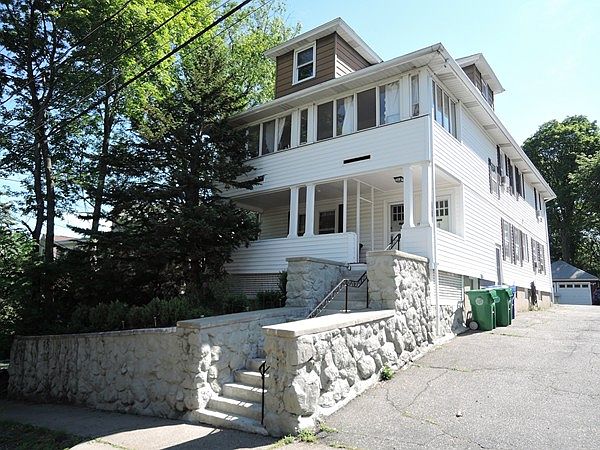 1st image of 14 Harrington St #14