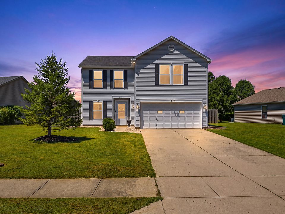 1st image of 640 Streamside Dr