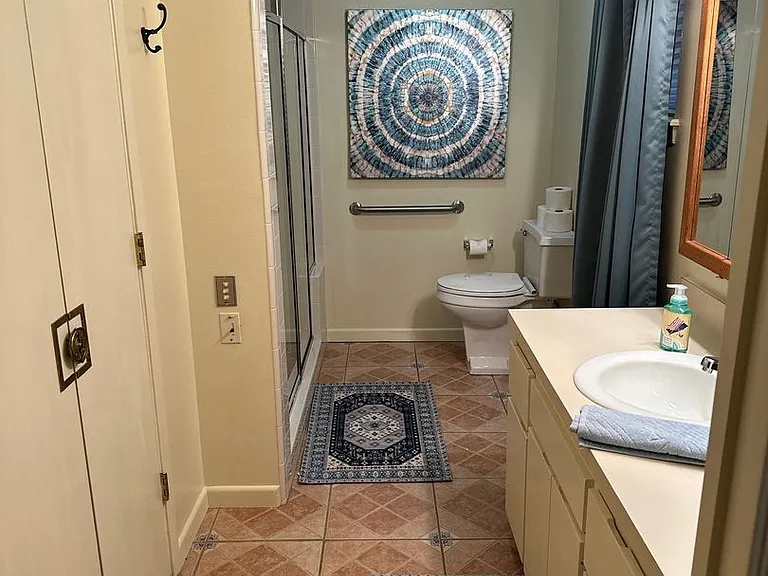 2301 Post Oak Rd #B — Photo 25