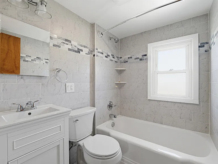 76 Schuyler Ave #2 — Photo 14