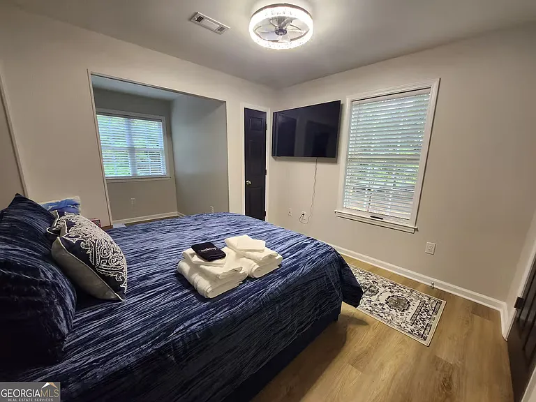 6765 Virlyn B Smith Rd — Photo 23