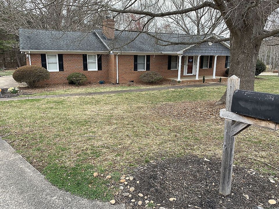 2nd image of 108 Glen View Dr