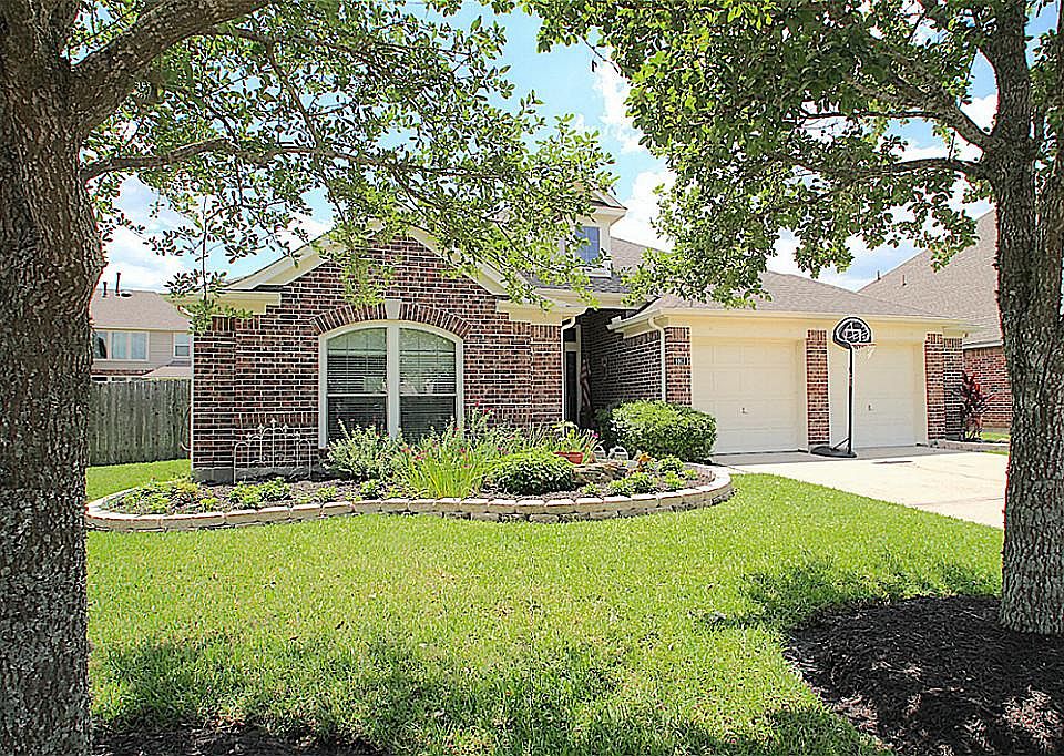 1st image of 6103 Windsor Chase Ln