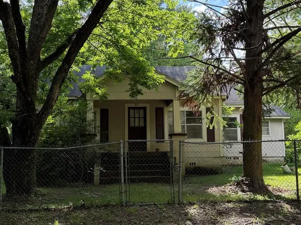 504 S Cherry St, Dothan, AL 36301