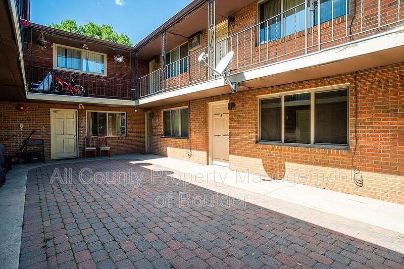 1st image of 1353 Coffman St APT 8