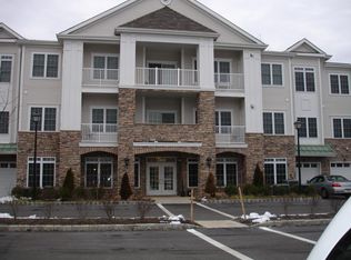 3319 Falston Cir #319, Old Bridge, NJ 08857