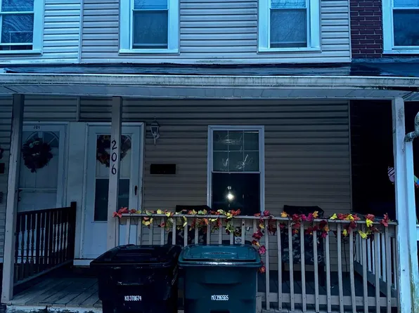 206 W Chestnut St, Coatesville, PA 19320