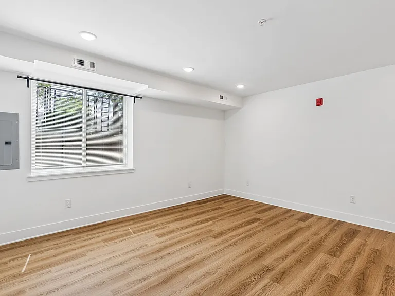 Brand New Luxury Apartments West Philly — Photo 15