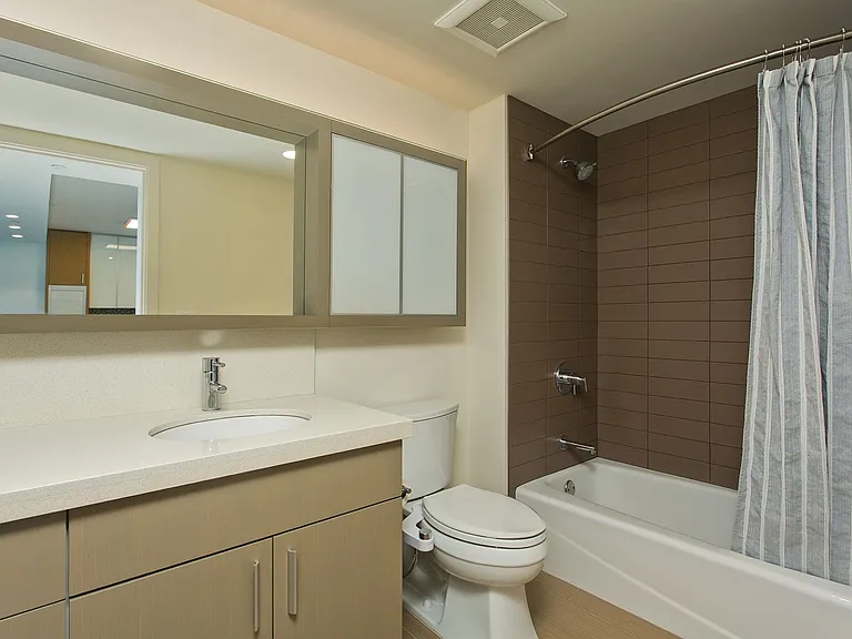 600 Ala Moana Blvd #4207 — Photo 13