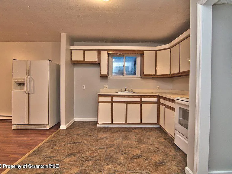 1418 N Main Ave #C — Photo 13