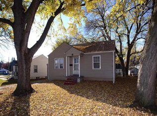 7745 Oakwood St #7745, Omaha, NE 68127