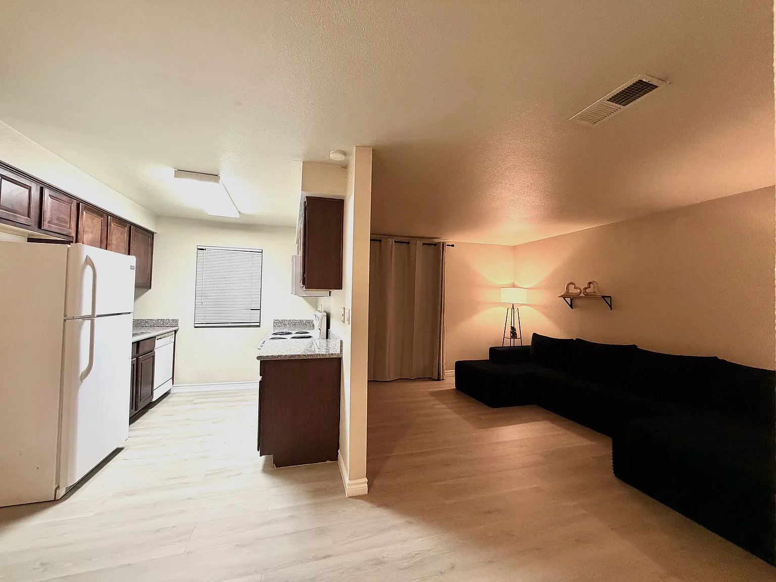 5314 River Glen Dr #2 - BB126 — Photo 4