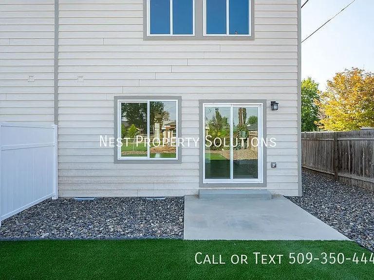 1070 S Grand Dr #B — Photo 68