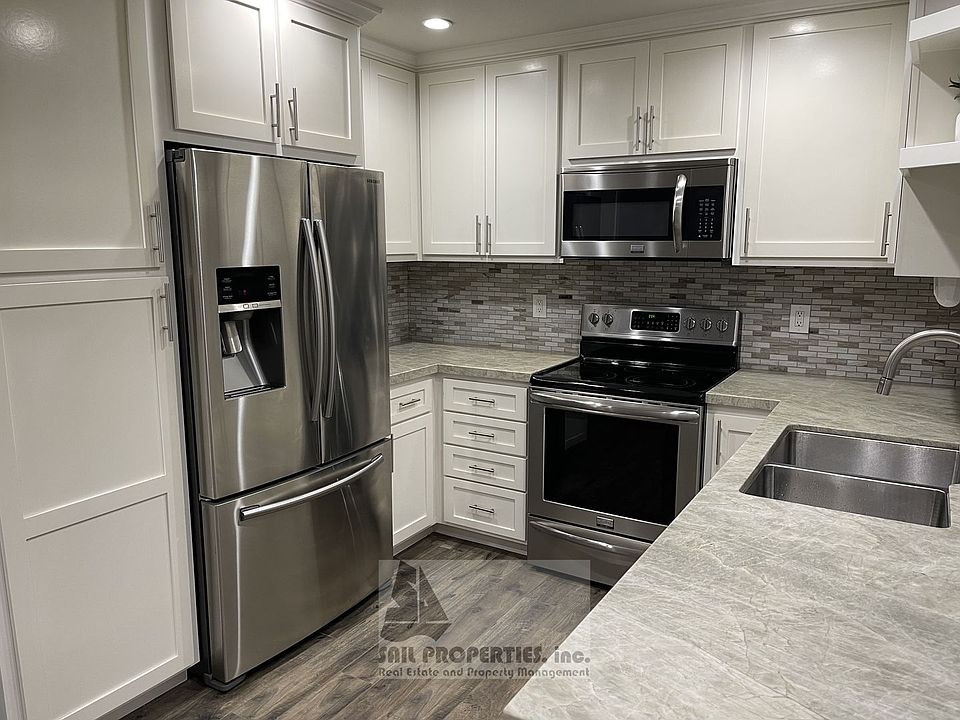 1st image of 21372 Brookhurst St Unit 516