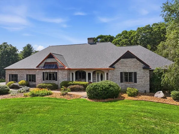 317 Linden St, Boylston, MA 01505