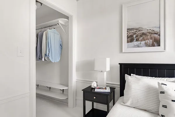 Sold by Compass | media 10