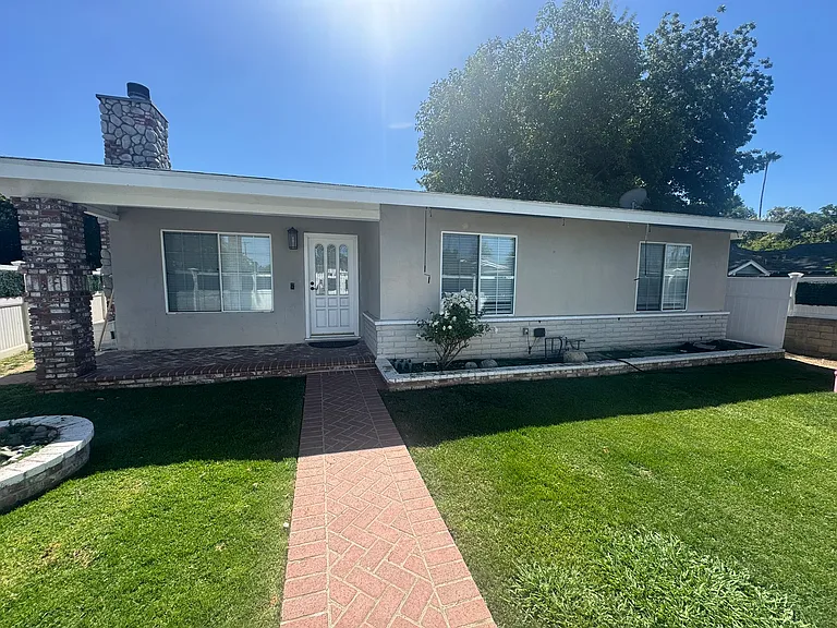 7358 Jumilla Ave — Photo 1