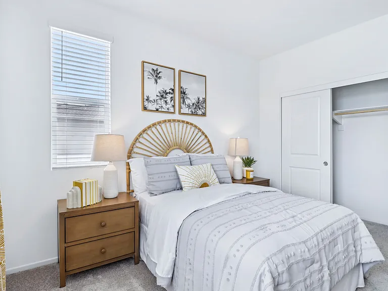Axis at Millenia Townhomes — Photo 15