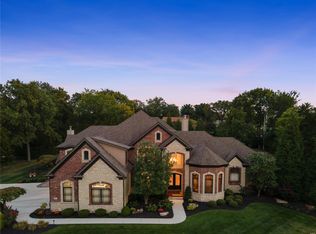 9 Georgetown Rd, Chesterfield, MO 63017