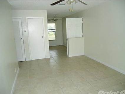 5th image of 8120 SW 7th Ct