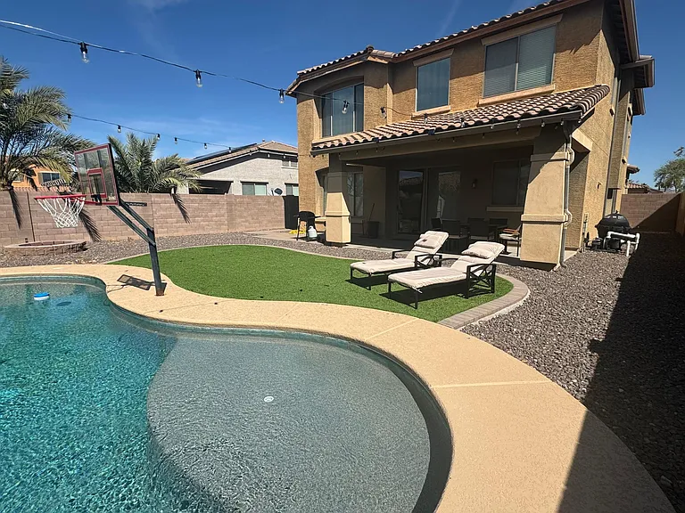 193 E Bahamas Dr — Photo 32