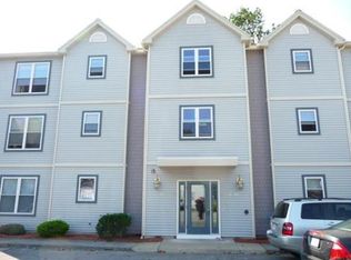 87 Weatherstone Dr, Worcester, MA 01604