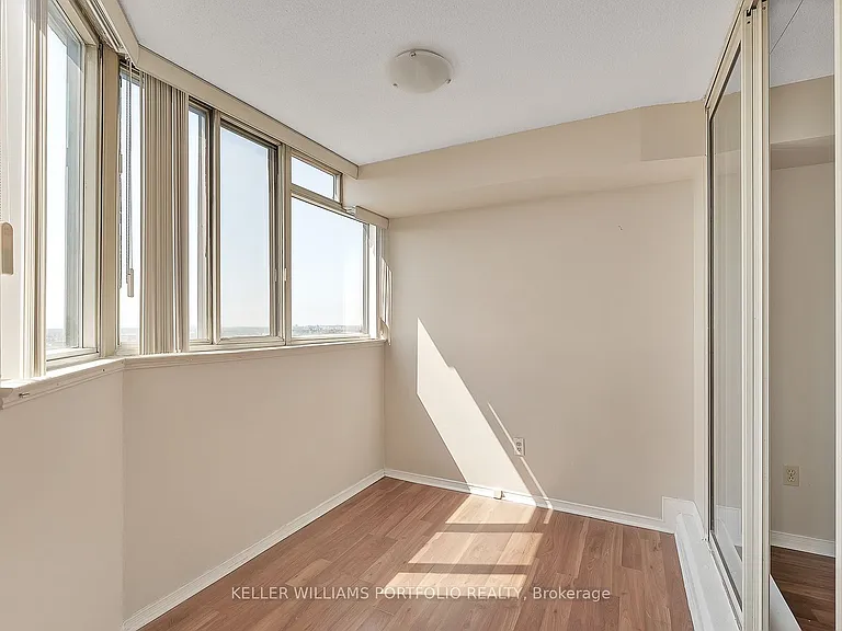 400 Webb Dr #1402 — Photo 19