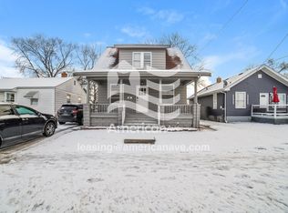 1946 N Sheridan Rd, Peoria, IL 61604