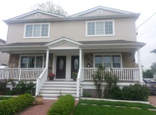 32A Firwood Rd, Port Washington, NY 11050