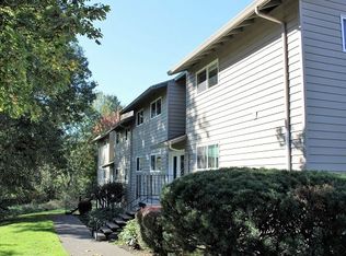 11379 SW Springwood Dr, Portland, OR 97223