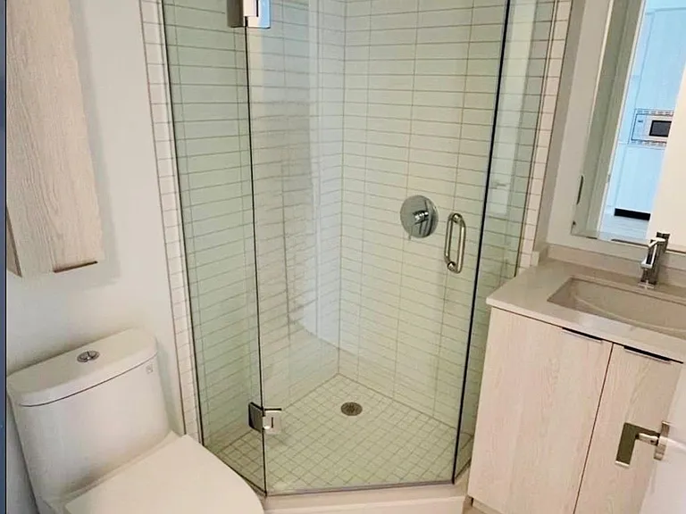 86 Dundas St E #1301 — Photo 15