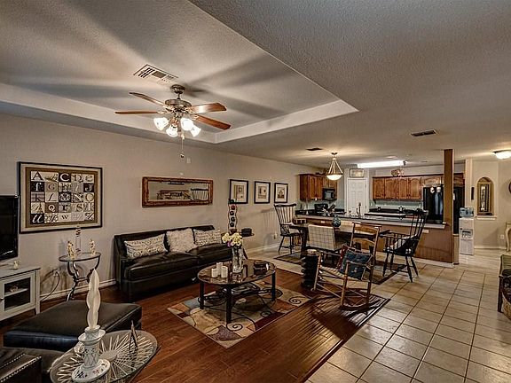 4th image of 6905 Sandra Ln APT 108