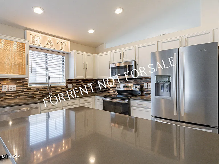 11344 N Gray Boulder Ct — Photo 14