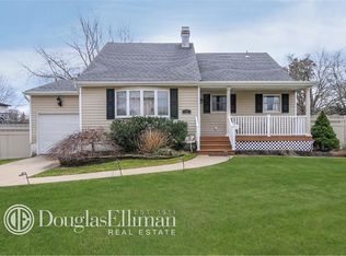 25 Winston Rd, Centereach, NY 11720